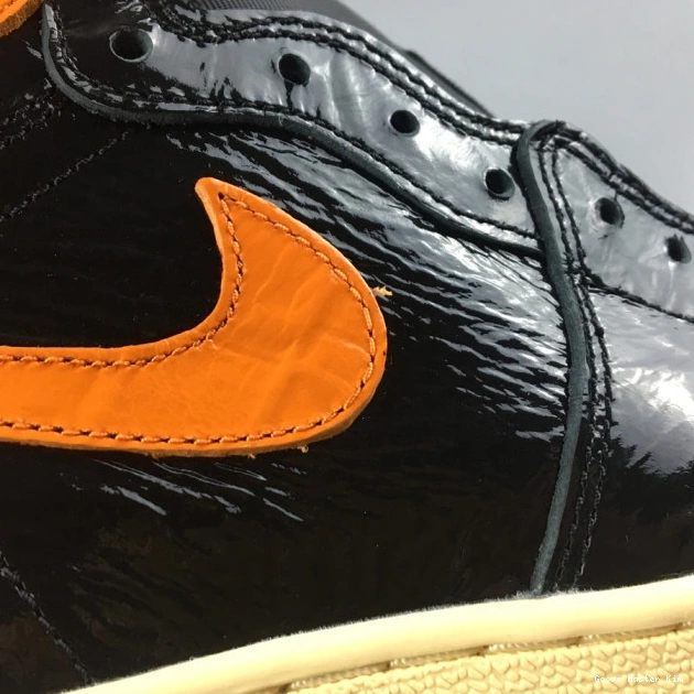1 High Jordan Shattered 3.0 - Retro Backboard Air 555088-028 0610